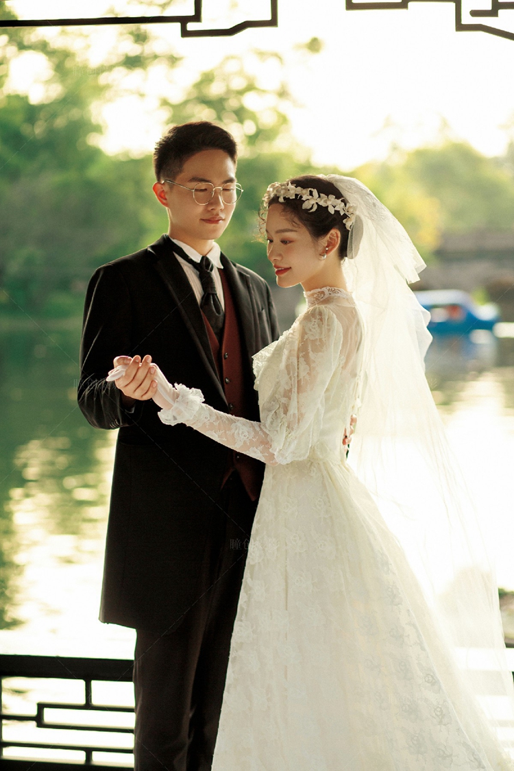 风似东风来_成都婚纱摄影