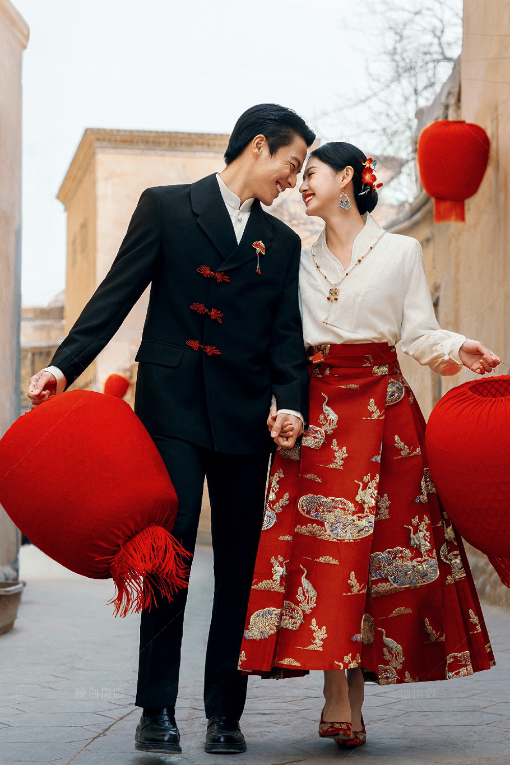 带着囍字去旅行_成都婚纱摄影
