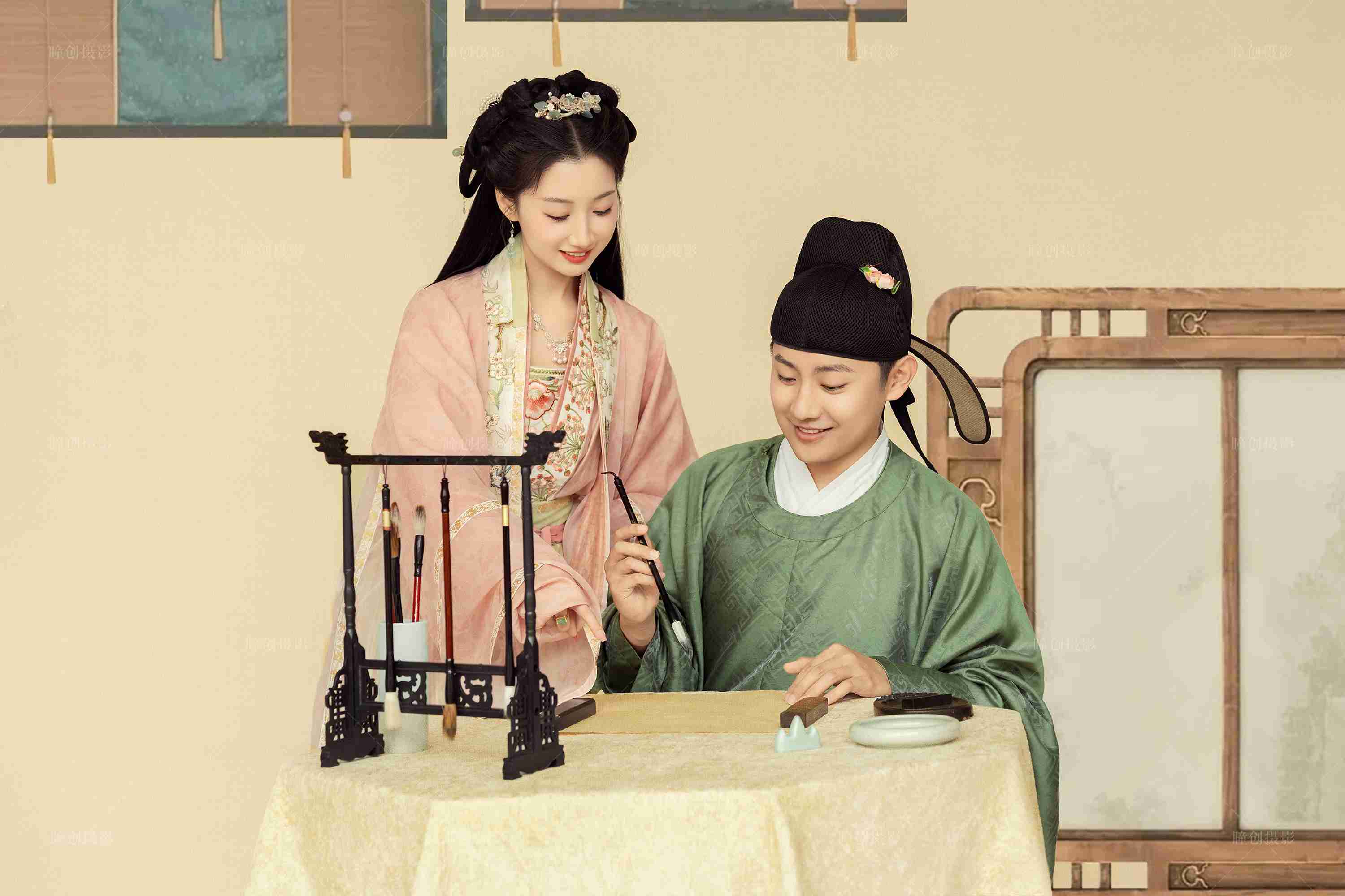 亲亲日常_成都婚纱摄影